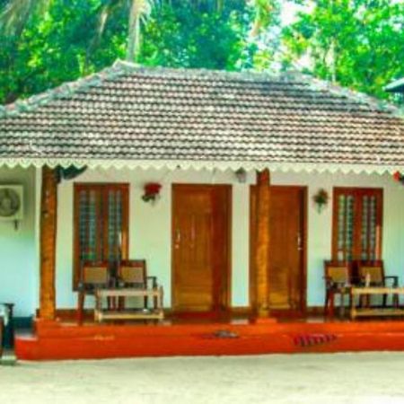 Marari Felix Beach Homestay Марарикулам Экстерьер фото